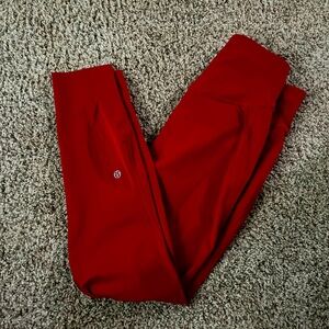 Gently worn lulu lemon 7/8 length size 6